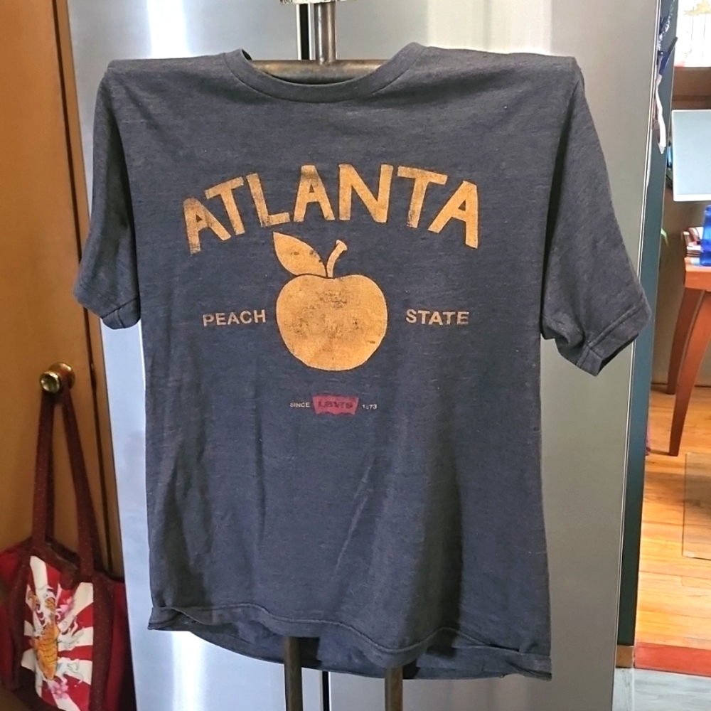 LEVI'S men's t-shirt, sz Small